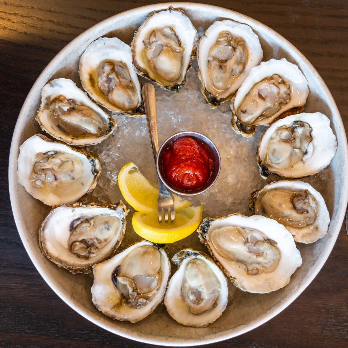 Order Oysters on the Half Shell Dinner - Half Dozen food online from Ventano store, Henderson on bringmethat.com