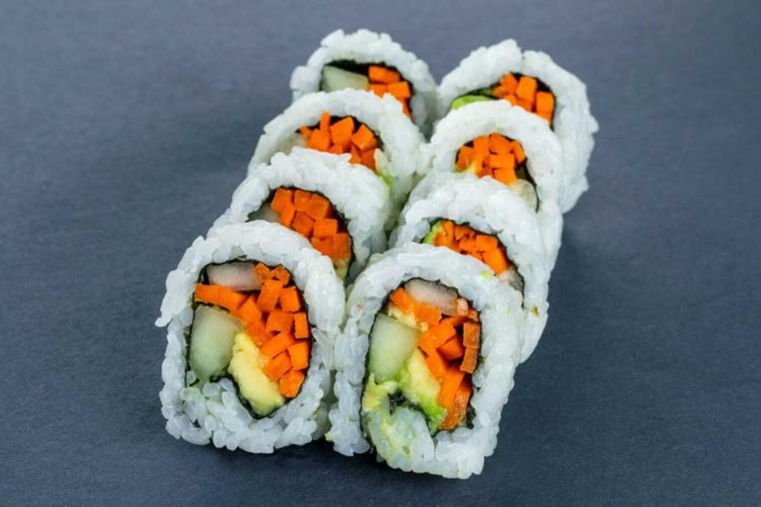 Order (e170) Vegetable Roll food online from Sushi Stop store, Los Angeles on bringmethat.com