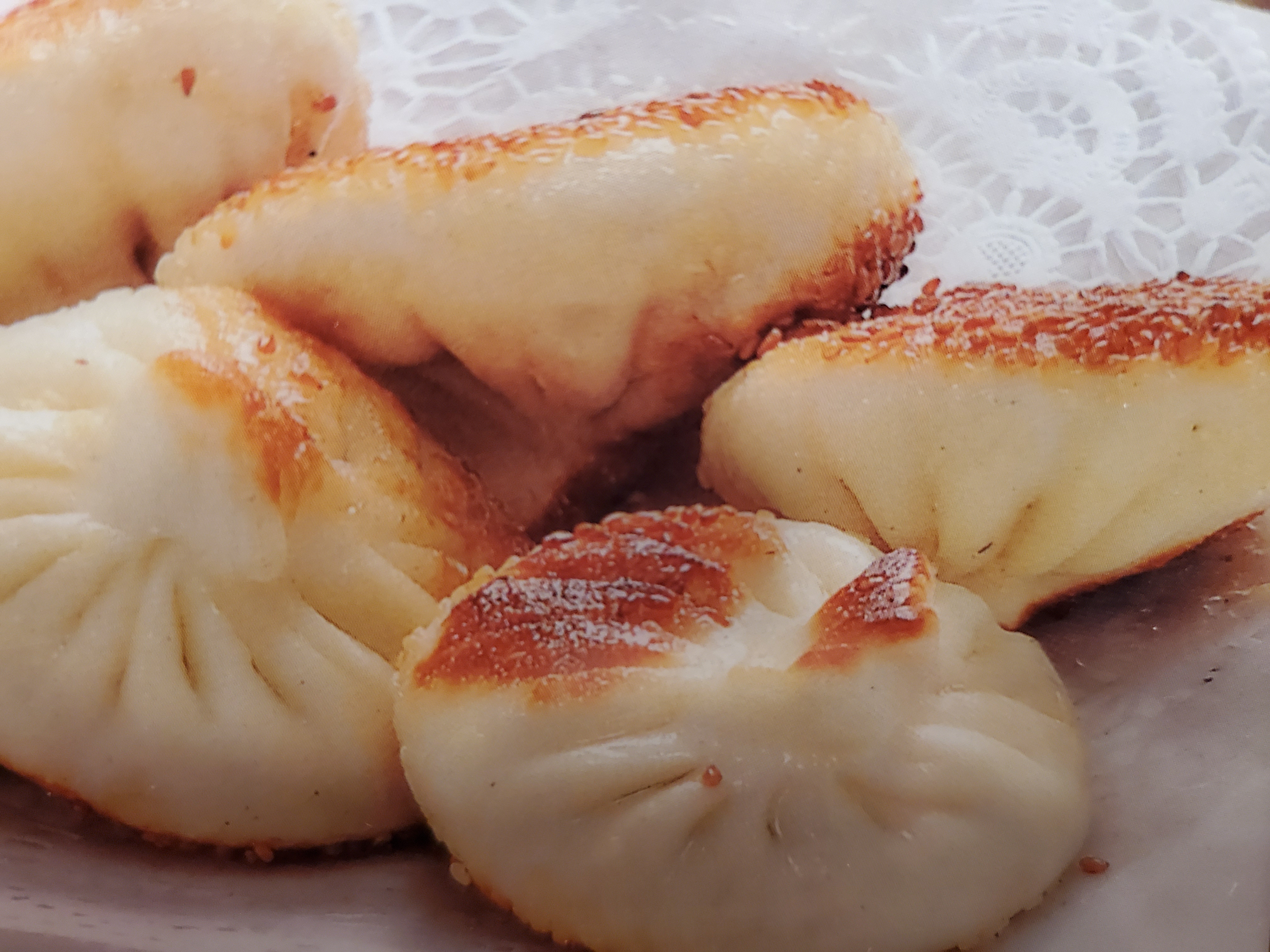 Order Fried Pork Buns(6) 生煎包 food online from Mama Lu Dumpling House store, City of Industry on bringmethat.com