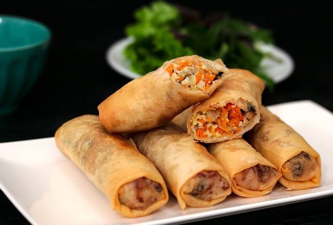 Order Egg Rolls food online from Northern Cafe Brentwood store, Los Angeles on bringmethat.com