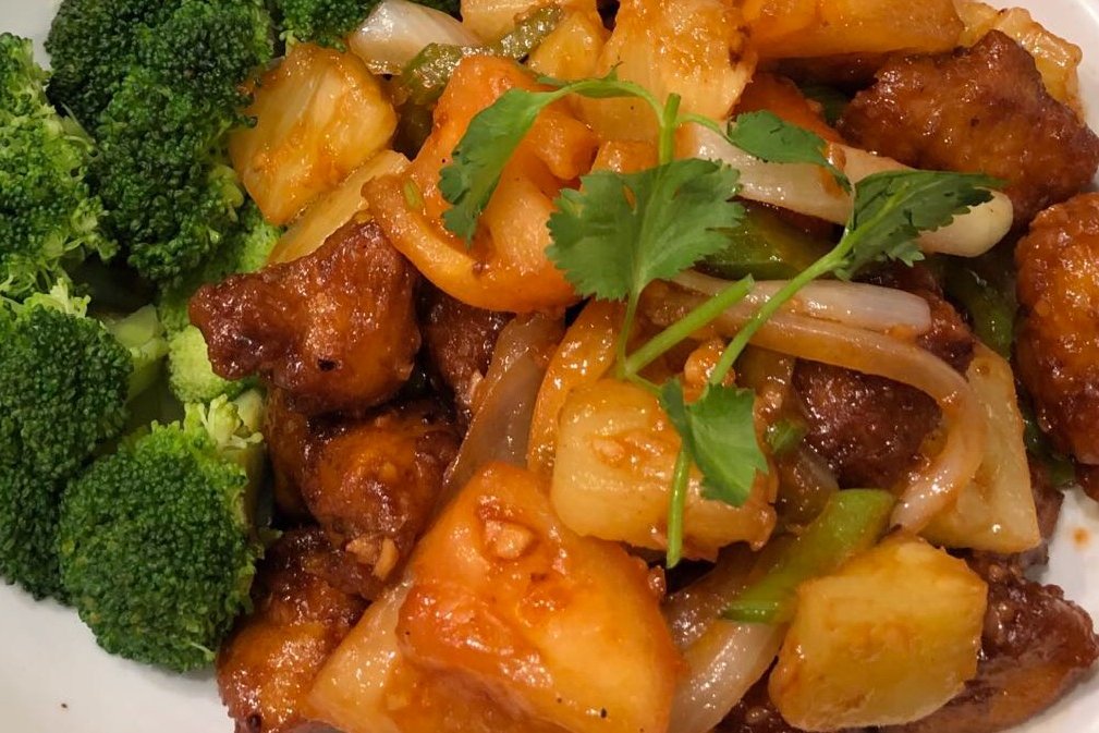 Order Sweet and Sour chicken food online from Rai Lay Thai Cuisine store, Charlotte on bringmethat.com