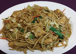 Order Chicken Lo Mein food online from Great Wall Chinese Restaurant store, Gilbert on bringmethat.com
