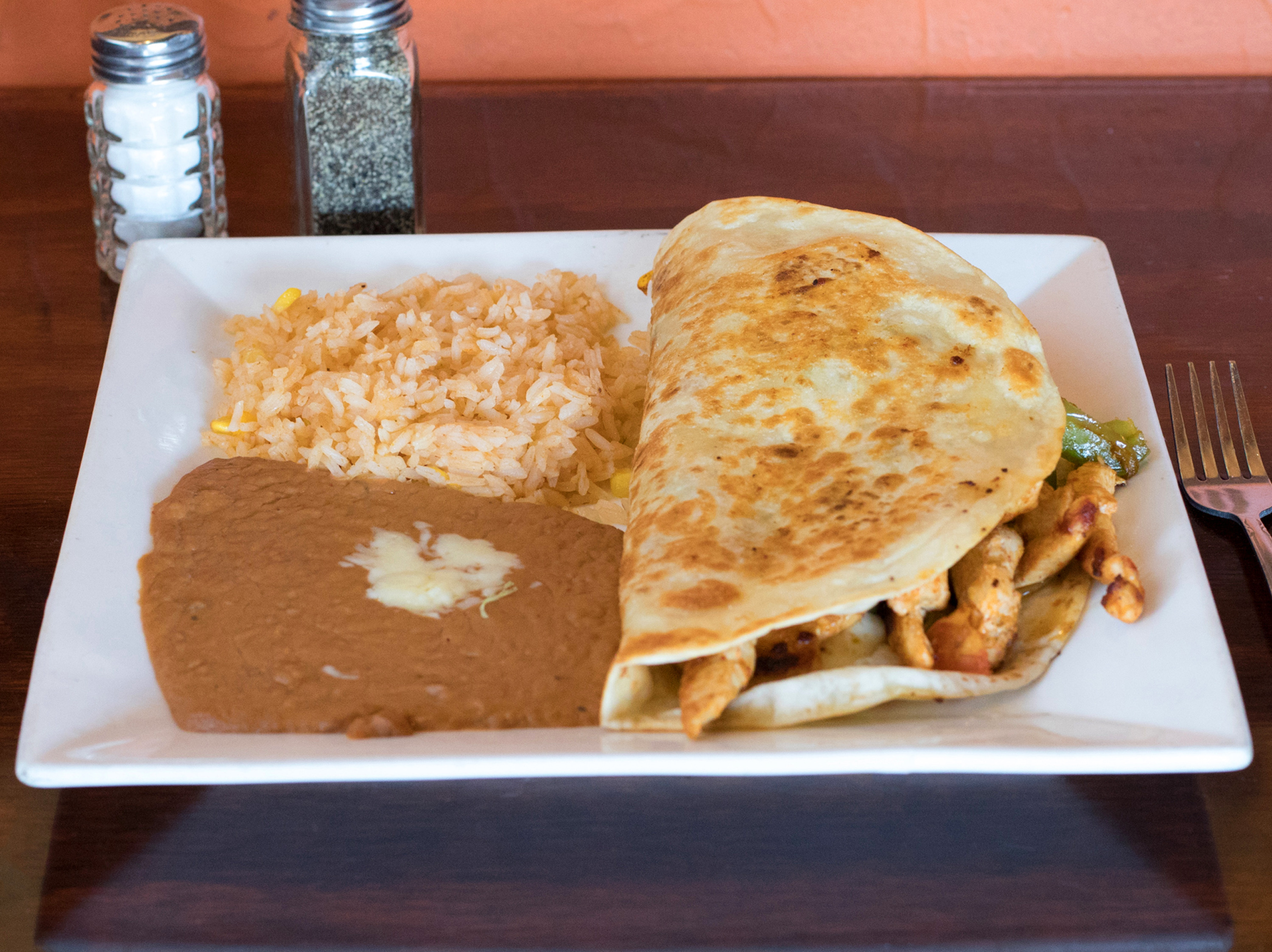 Order Special Quesadilla Fajita food online from El Toro Loco Mexican Bar & Grill store, Memphis on bringmethat.com