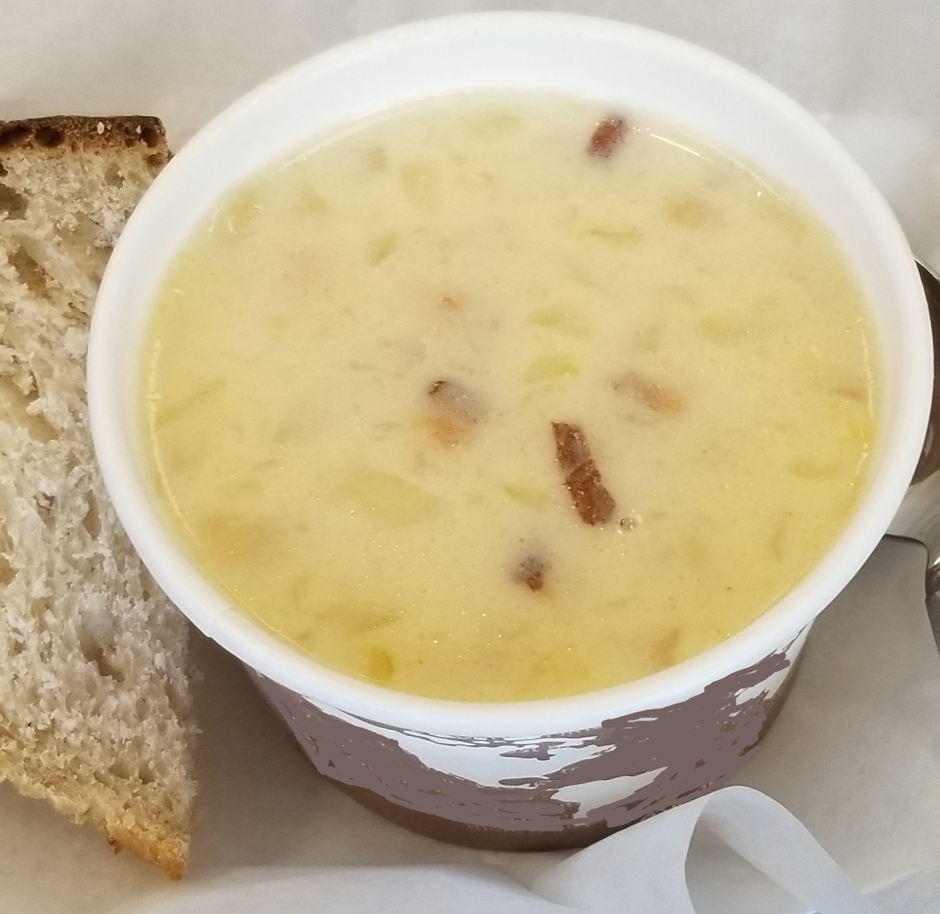Order New England (White) Clam Chowder food online from Soups On Main store, Hackettstown on bringmethat.com