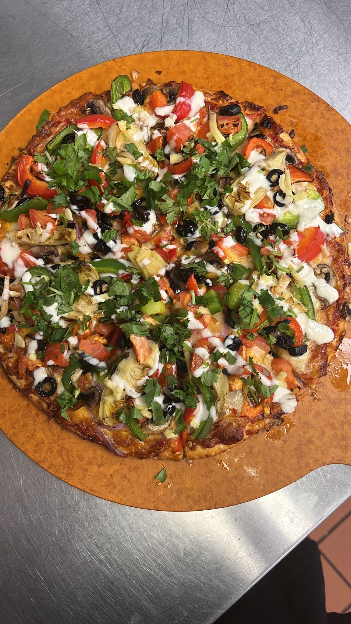 Order Spicy Veggie Pizza(Vegetarian, Dairy) - Personal 7'' food online from Pizzeria Halt store, Modesto on bringmethat.com