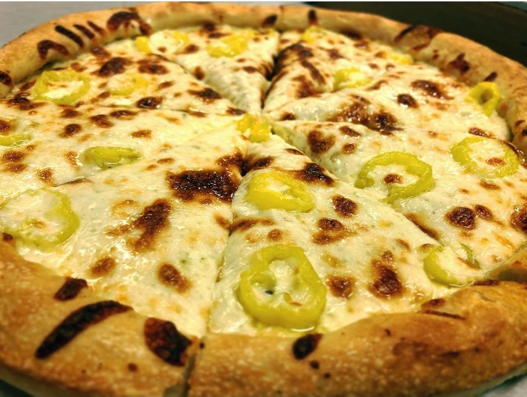 Order White Cheese Pizza food online from Cornersburg Pizza-Boardman store, Youngstown on bringmethat.com