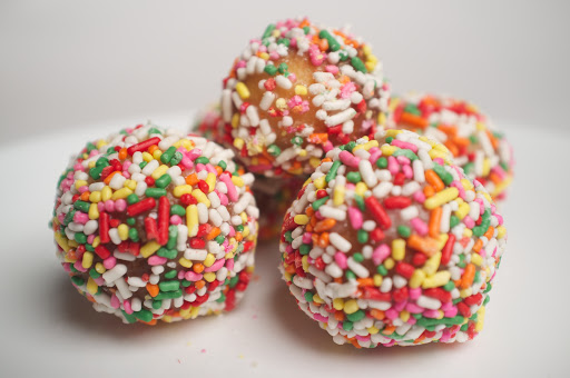 Order One Dozen Cake Holes food online from Earl Donut store, Los Angeles on bringmethat.com