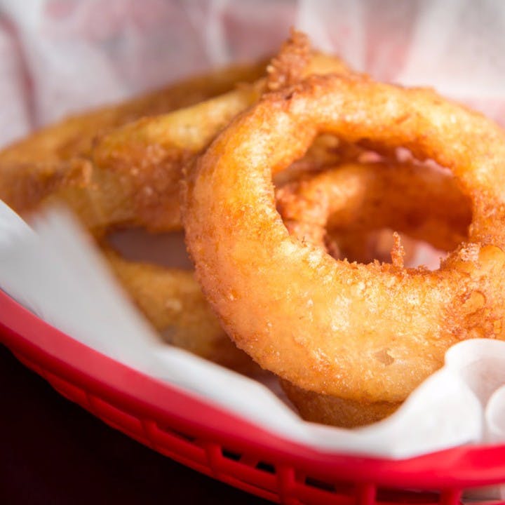 Order Homemade Onion Rings - Appetizer food online from Goodys Philly Style Pizza and Grill store, Philadelphia on bringmethat.com