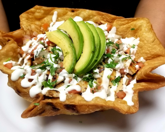 Order Deluxe Taco Salad food online from Fuego Mexican Kitchen store, Las Vegas on bringmethat.com