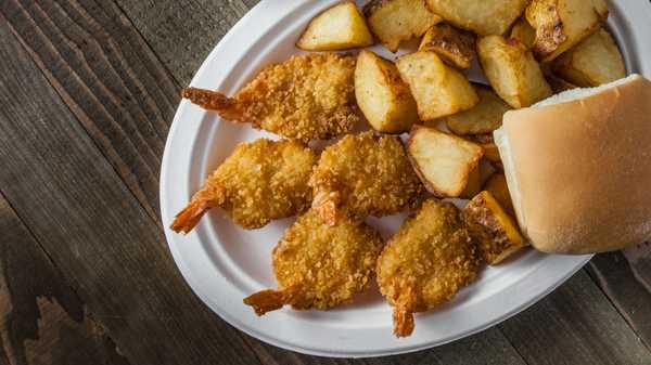 Order 5 Pieces Shrimp Snack food online from Chicken Shack store, New Baltimore on bringmethat.com