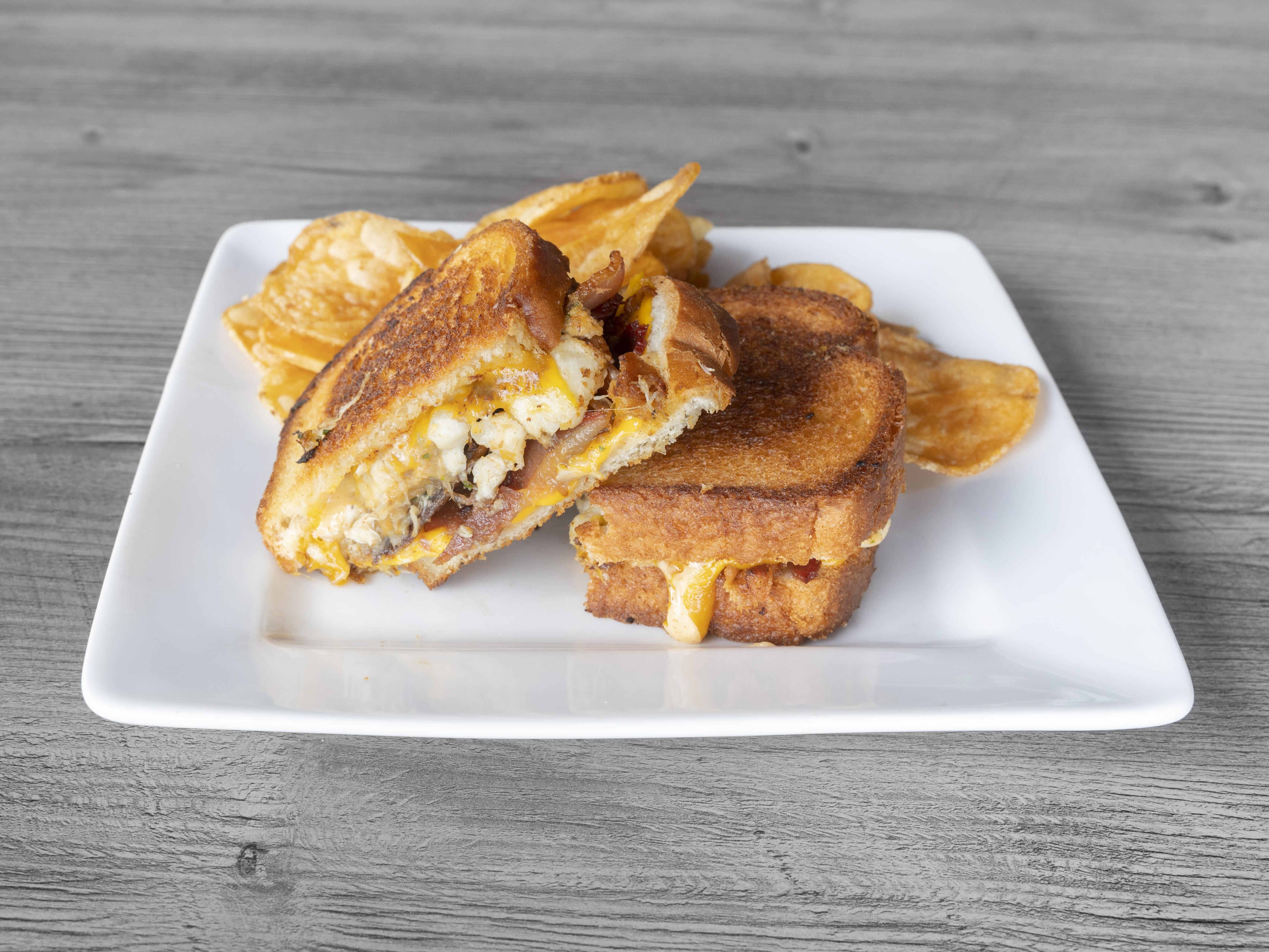 Order Crab Melt* food online from Mother North Grille store, Timonium on bringmethat.com