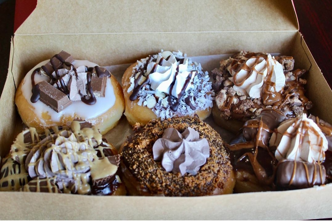 Order Fancy Donuts food online from Tasty Donuts store, Canton on bringmethat.com
