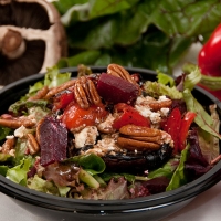 Order Grilled Portabello Salad food online from Prime Roast Beef & Pizza store, Danvers on bringmethat.com