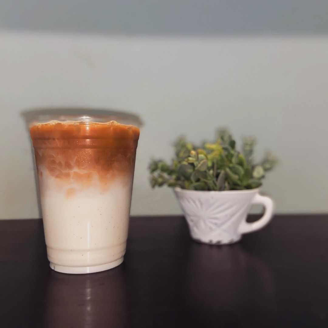 Order Iced Honey Lavender Latte food online from Farmhouse Coffee & Treasures store, Argyle on bringmethat.com