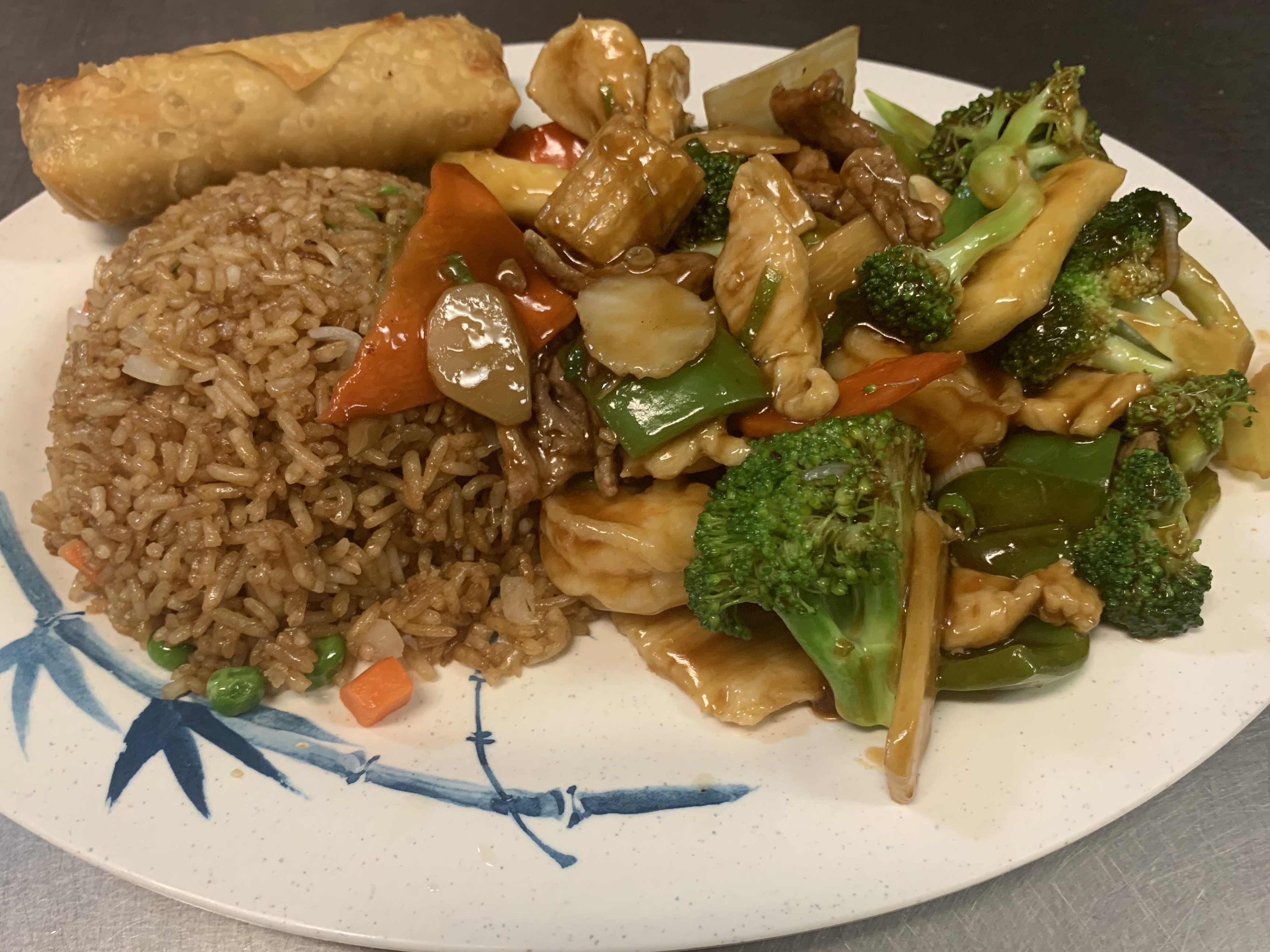 Order DS14. Triple Delight Dinner Special food online from Tsing Tao Chinese Cuisine store, Mesa on bringmethat.com