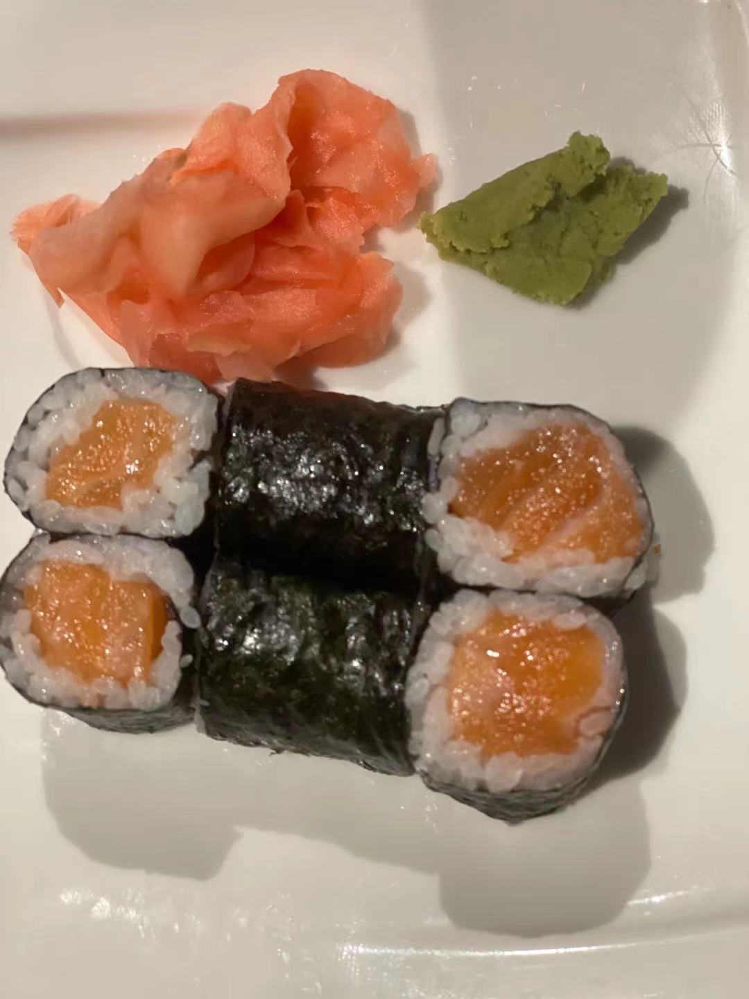 Order Salmon Roll food online from Chikurin Sushi store, Brooklyn on bringmethat.com