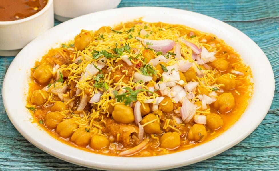 Order Samosa Chaat food online from Great Himalayan Indian Cuisines store, Moore on bringmethat.com