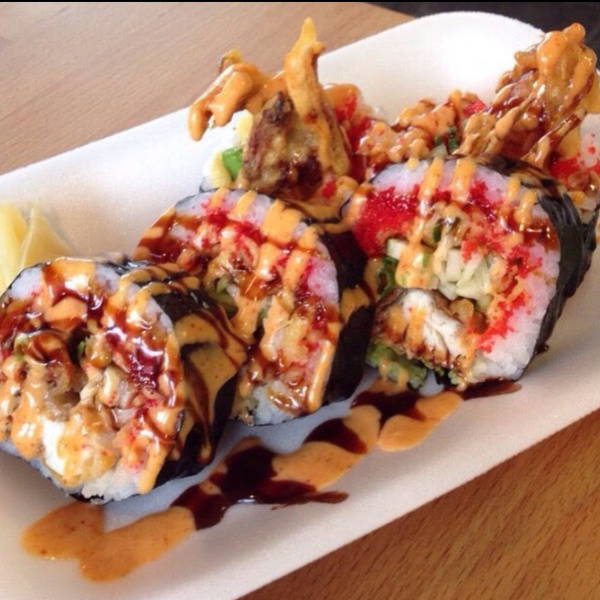 Order Spicy Spider Roll (5 pcs.) food online from RAWR Sushi store, Springfield on bringmethat.com
