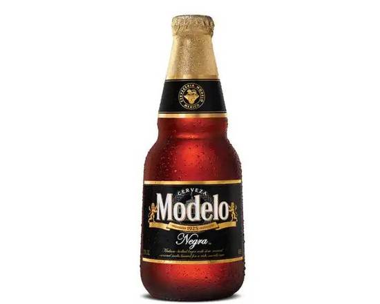 Order Modelo Negra, 6pk-12oz bottle beer (5.4% ABV) food online from Tenderloin Liquor store, San Francisco on bringmethat.com