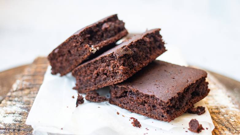 Order Brownie food online from Barn'S Burgers &Amp; Melts store, Houston on bringmethat.com