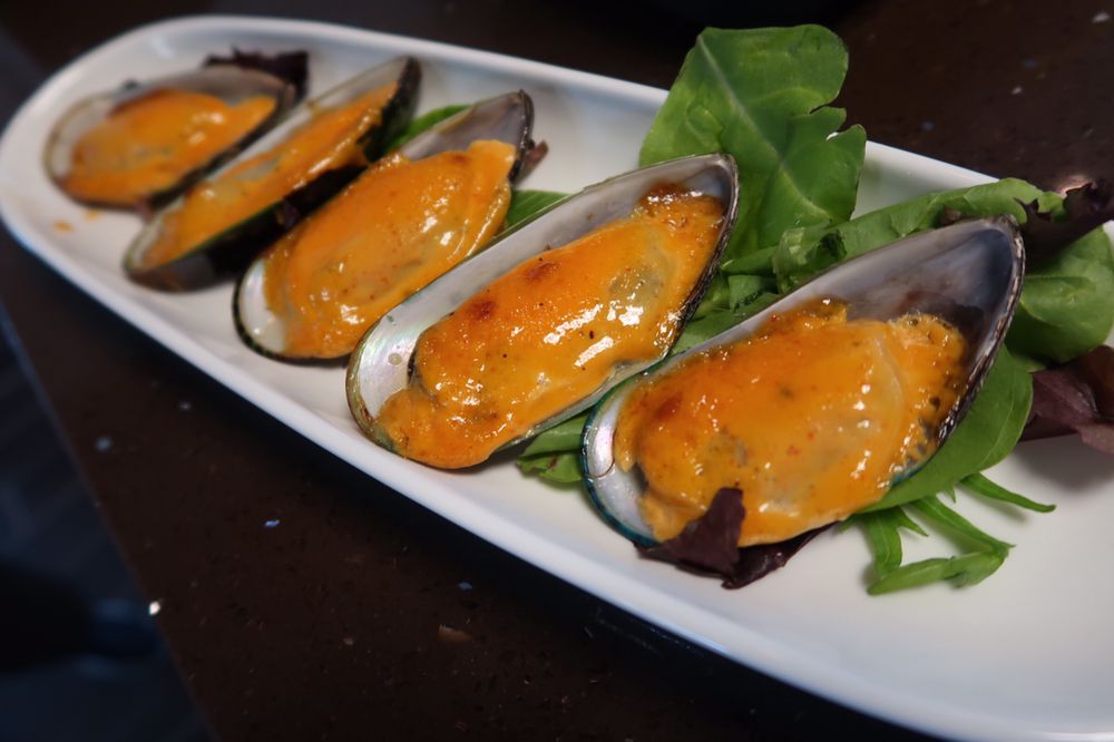Order Baked Mussels food online from Naked Fish Japanese Restaurant store, Chino Hills on bringmethat.com