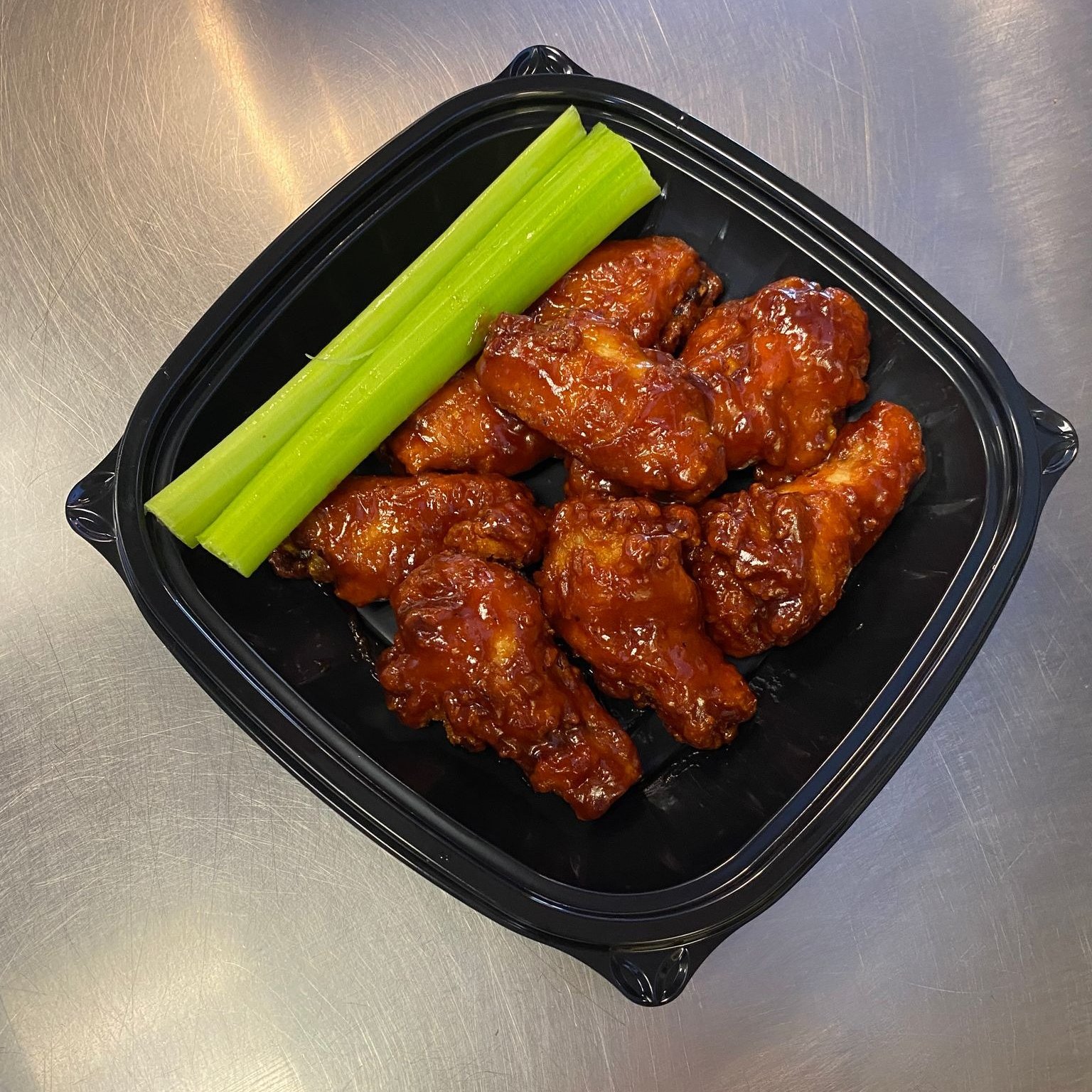 Order Bone-In Wings food online from Tom And Jerry store, Rockford on bringmethat.com