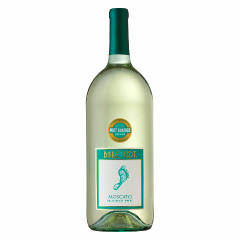 Order Barefoot Moscato 1.5L food online from 7-Eleven store, Flagler Beach on bringmethat.com