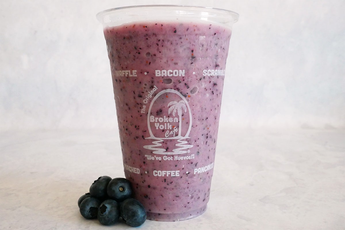 Order Blueberry Banana Smoothie food online from The Broken Yolk Cafe store, Chula Vista on bringmethat.com