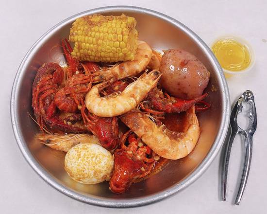 Order Lunch Deluxe (D) food online from Matthews Crab House store, Matthews on bringmethat.com