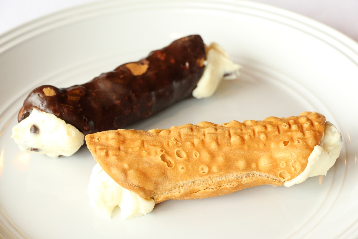Order Chocolate Cannoli food online from Palio Pizza Cafe store, Venus on bringmethat.com