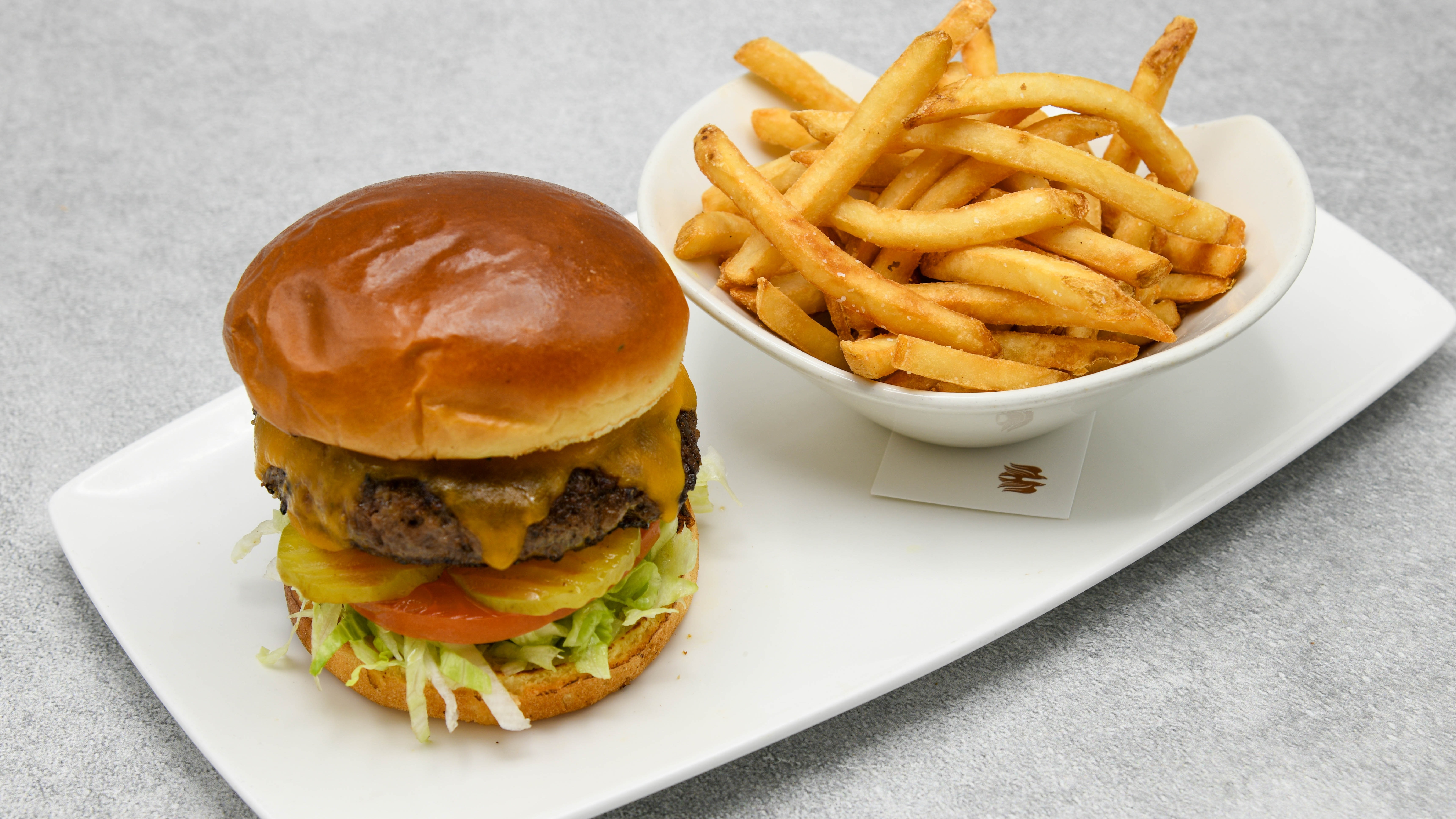 Order Prime Cheeseburger food online from Del Frisco's store, Houston on bringmethat.com