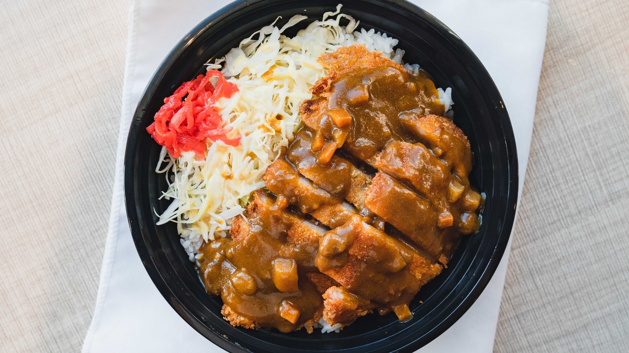 Order Curry Chicken Katsu Bowl food online from Shiki Bento House store, Foster City on bringmethat.com