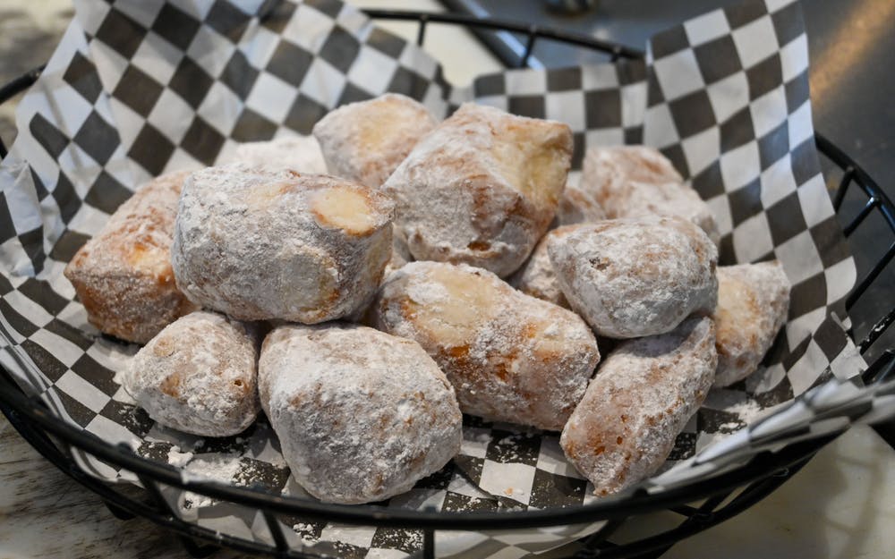 Order Zeppolis - Dessert food online from NYPD Pizza store, Orlando on bringmethat.com