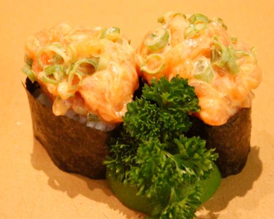 Order Spicy Salmon Sushi food online from Hana Maru store, Garden Grove on bringmethat.com