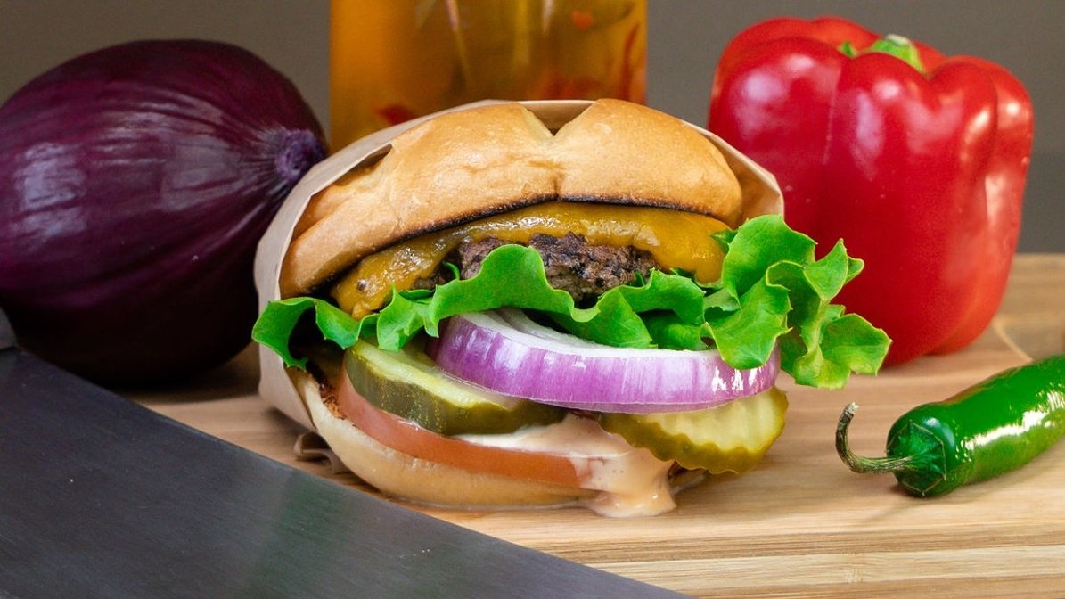 Order The House Burger food online from Burganic Hub store, Houston on bringmethat.com
