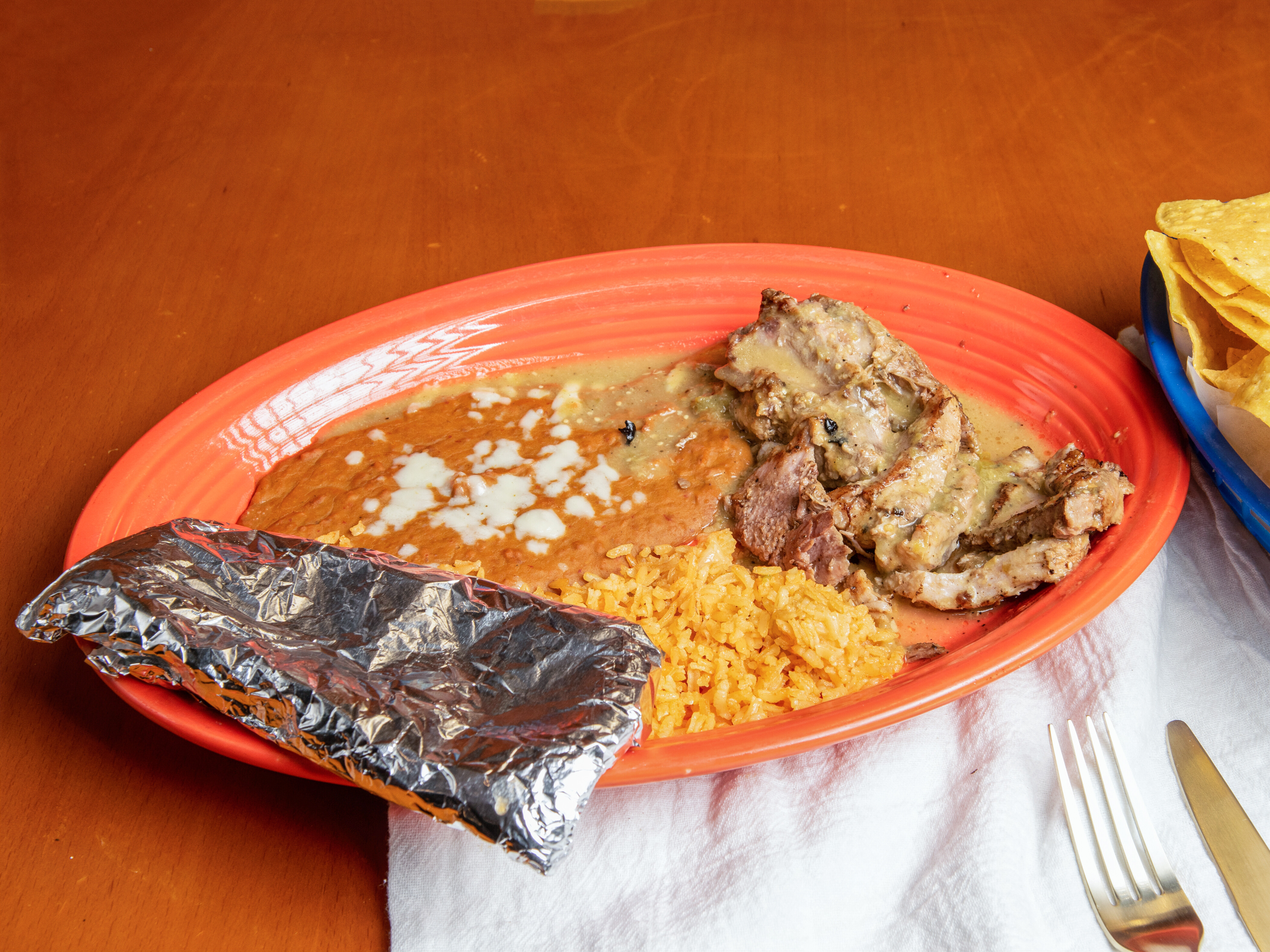 Order Chile Verde food online from Los Gallos Mexican Grill store, Rochester on bringmethat.com