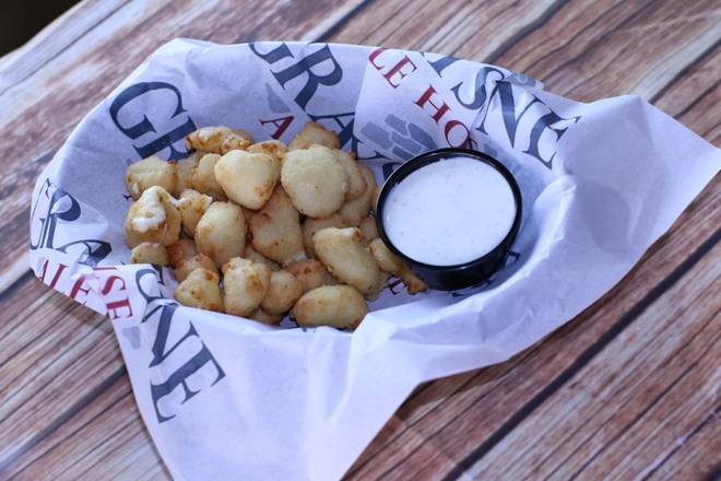 Order Cheese Curds food online from Graystone Ale House store, De Pere on bringmethat.com