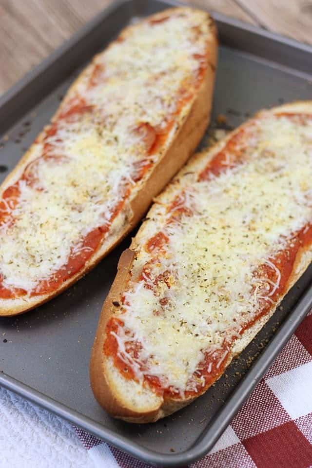 Order Pizza Bread - Appetizer food online from Positanos Pizza store, Chicago on bringmethat.com