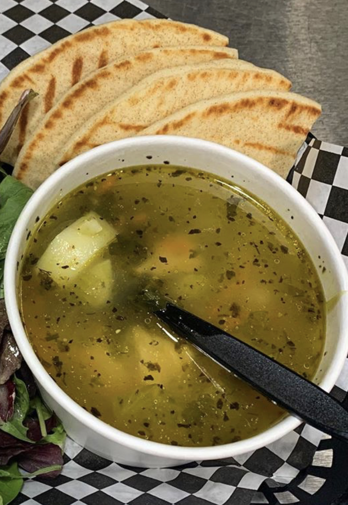 Order Chicken Soup food online from Courtside Caffe store, Los Angeles on bringmethat.com