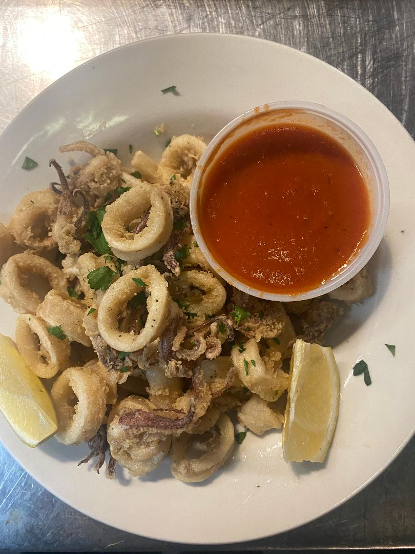Order Traditional Fried Calamari Platter food online from Mike's Deli store, Bronx on bringmethat.com