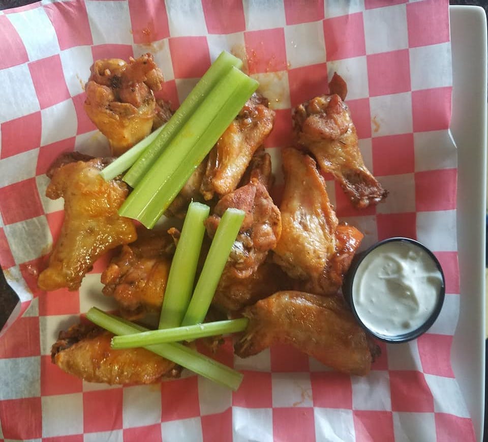 Order Buffalo Wings - Appetizer food online from Marcelino's Pizzeria store, New Windsor on bringmethat.com