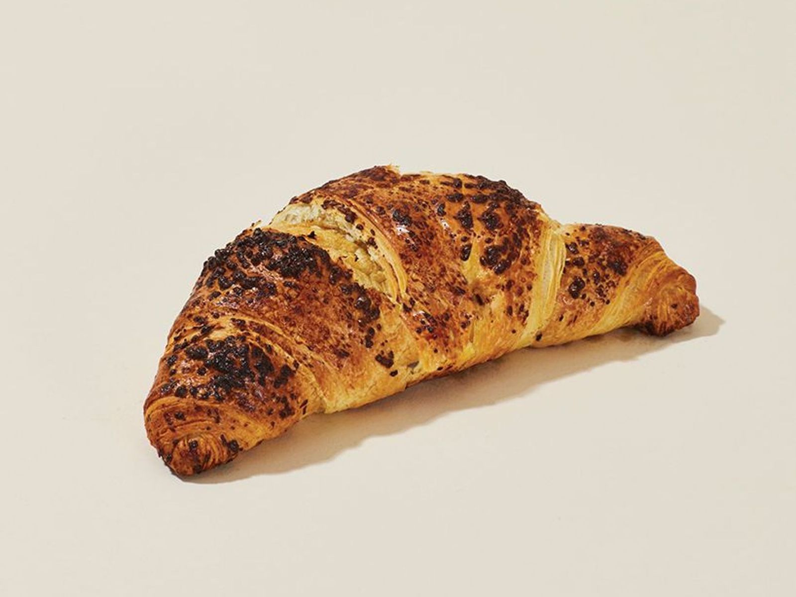Order Chocolate Croissant food online from Pret A Manger store, New York on bringmethat.com