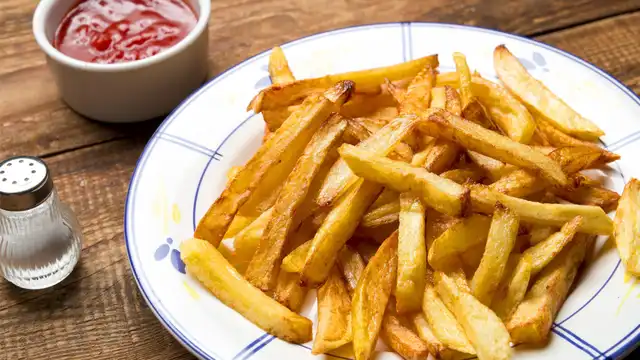 Order Hand Cut Fries food online from Dat Pizza Dough store, Philadelphia on bringmethat.com