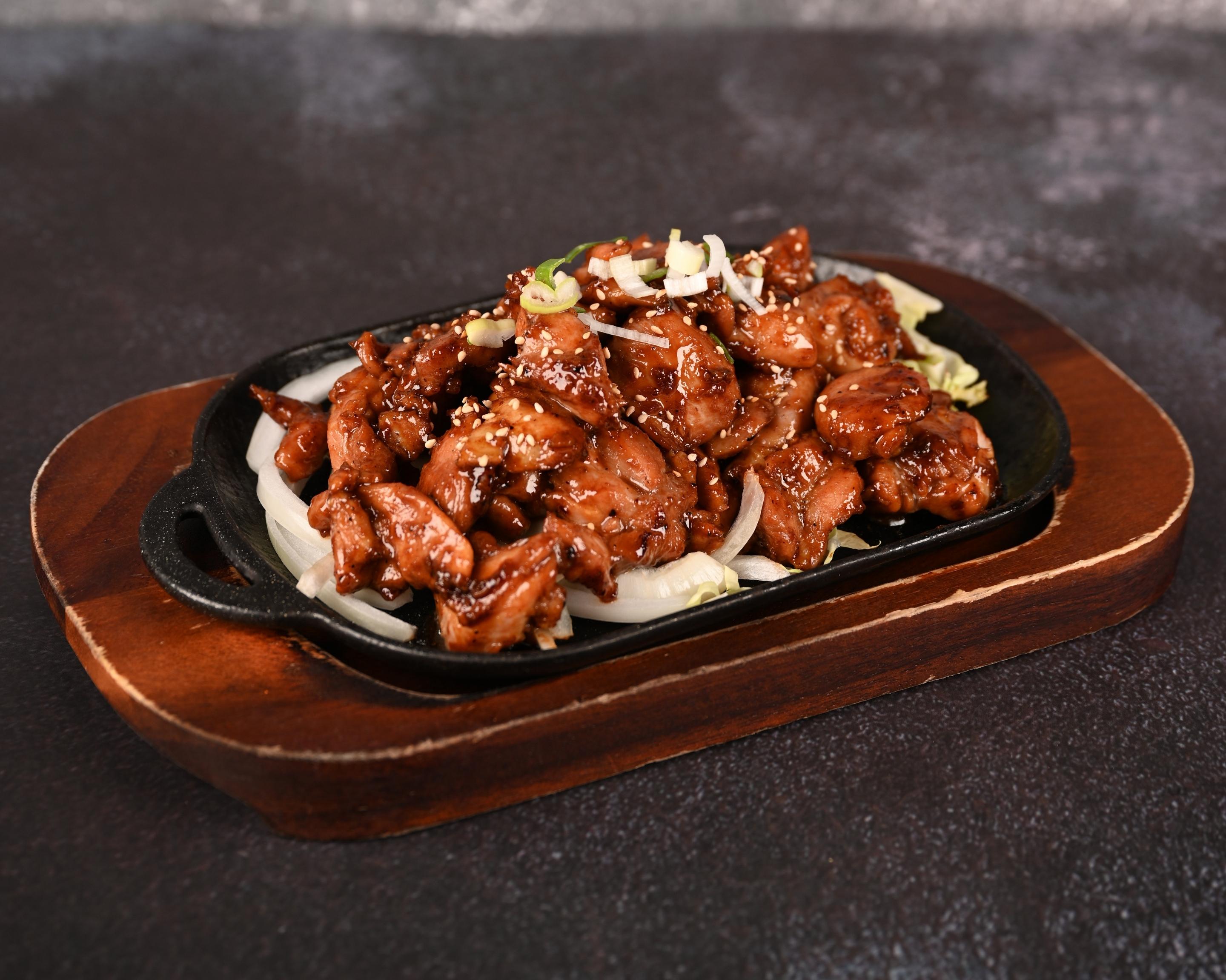 Order Bulgogi Chicken food online from Genwa Korean Bbq store, Los Angeles on bringmethat.com