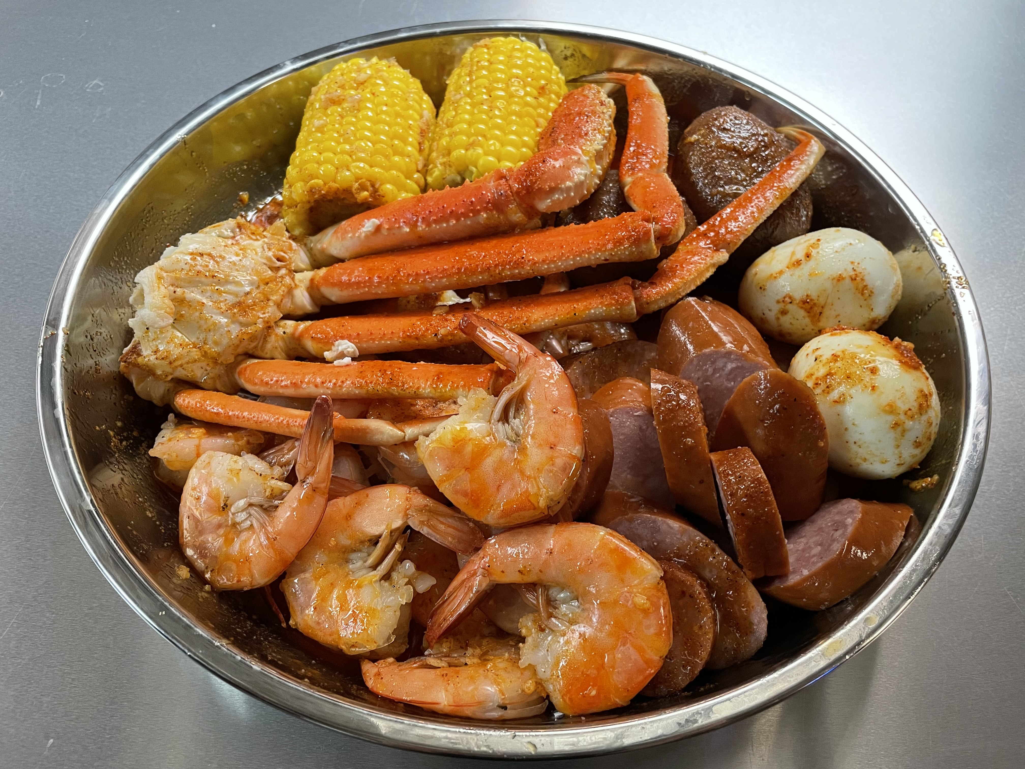 Order Hungry Feast Combo  food online from Mr Crab Cajun Seafood store, Groton on bringmethat.com