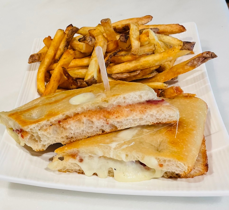 Order Grill Cheese Focaccia food online from Pizzeria Enzina store, Waltham on bringmethat.com