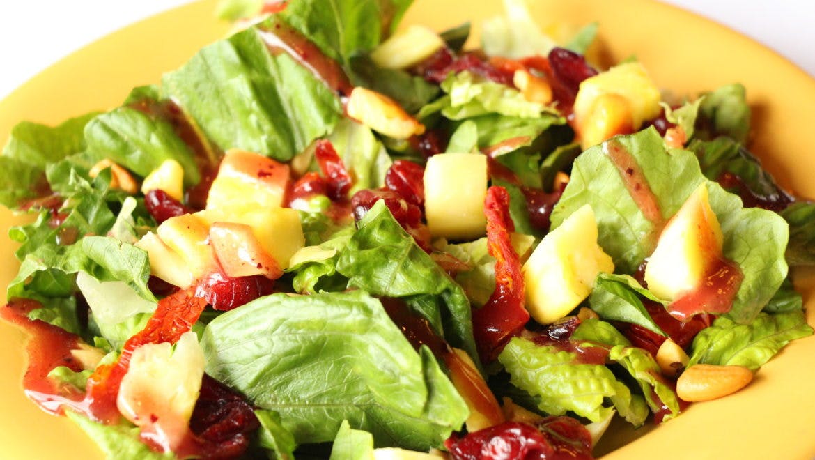 Order Nutty Hawaiian Salad - Salad food online from Palio S Pizza Cafe Colleyville store, Colleyville on bringmethat.com