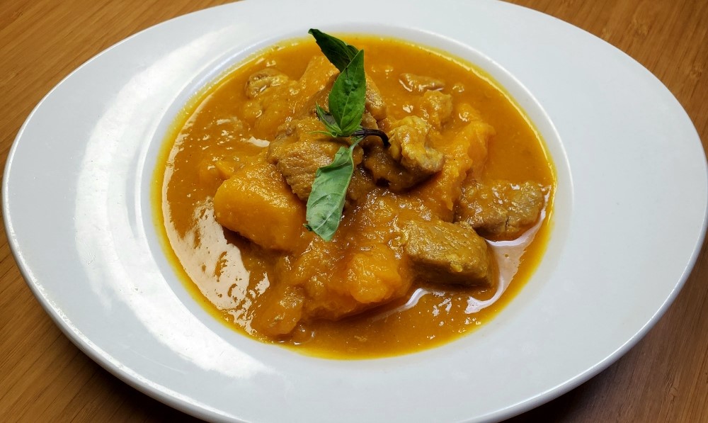 Order Pumpkin Pork Stew food online from Royal Rangoon store, Berkeley on bringmethat.com