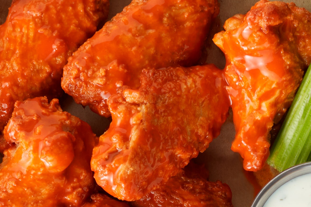 Order Regular Wings food online from Chuck E. Cheese store, Pittsburgh on bringmethat.com