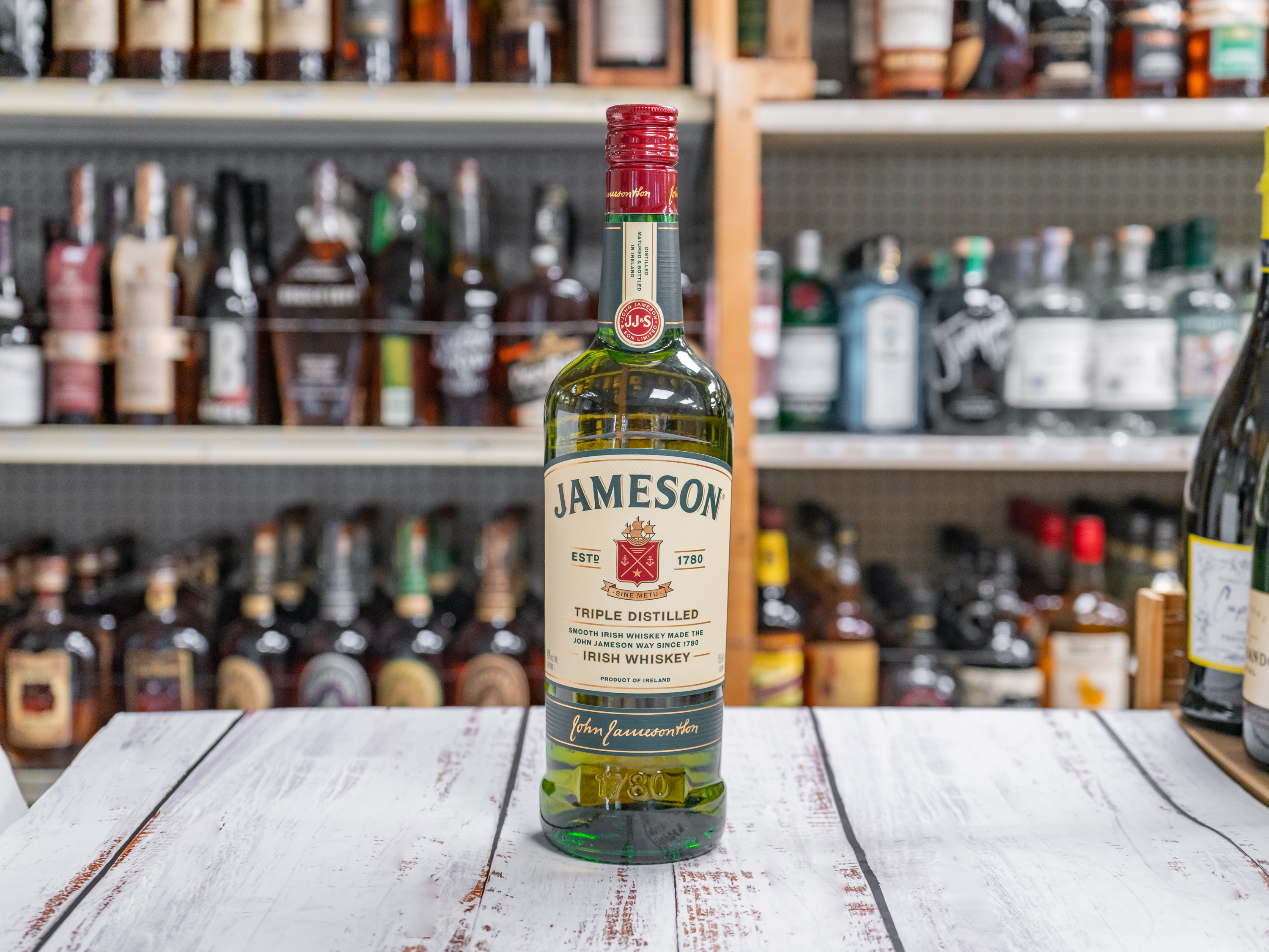 Order Jameson, 750 ml. Whiskey (40.0% ABV) food online from Kwik & Convenient store, San Francisco on bringmethat.com